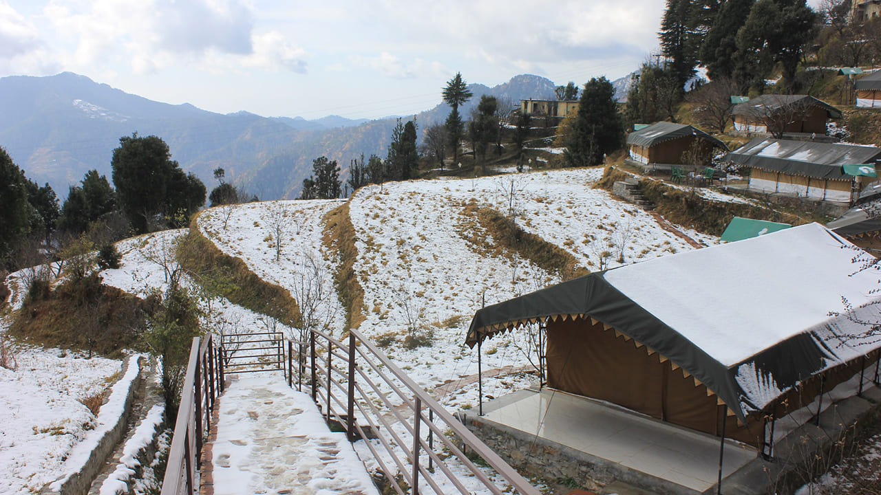 Camp Little Jaguar –  Kanatal